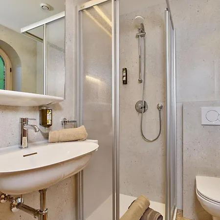 Diamant Apartment *